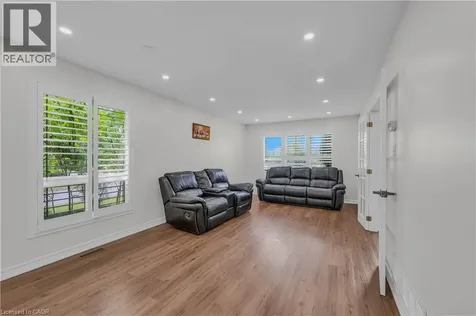 191 Stirling Macgregor Drive Cambridge ON N1S 4Z8