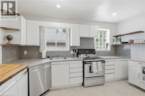 95 East 18th Street Hamilton ON L9A 4N9