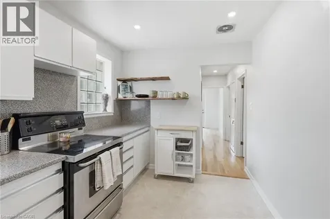 95 East 18th Street Hamilton ON L9A 4N9