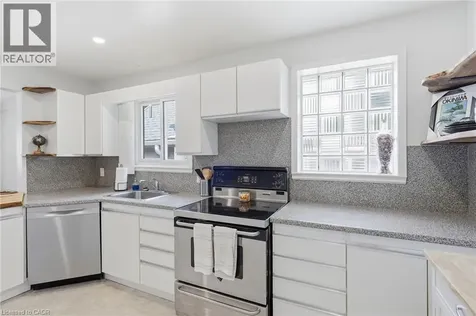 95 East 18th Street Hamilton ON L9A 4N9