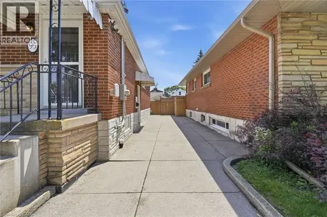 95 East 18th Street Hamilton ON L9A 4N9