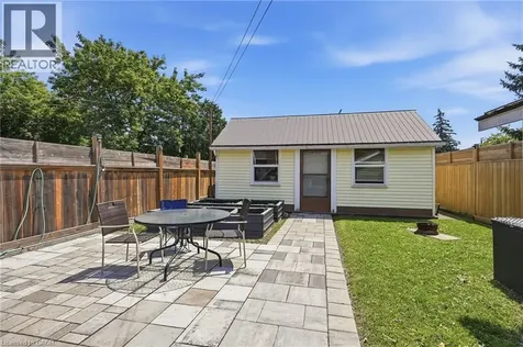 95 East 18th Street Hamilton ON L9A 4N9
