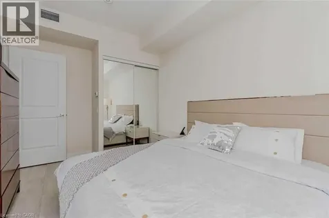 35 Watergarden Drive Mississauga ON L5R 0G8