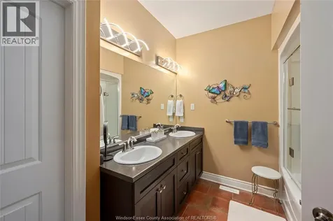 286 Dufferin Street Belmont ON N0L 1B0
