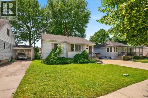 1677 Norman Road Windsor ON N8Y 4N6