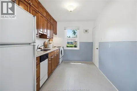 1677 Norman Road Windsor ON N8Y 4N6