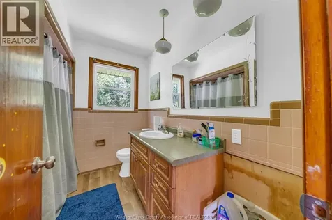 71 Danforth Avenue Leamington ON N8H 2P8