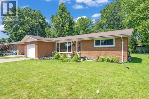 71 Danforth Avenue Leamington ON N8H 2P8