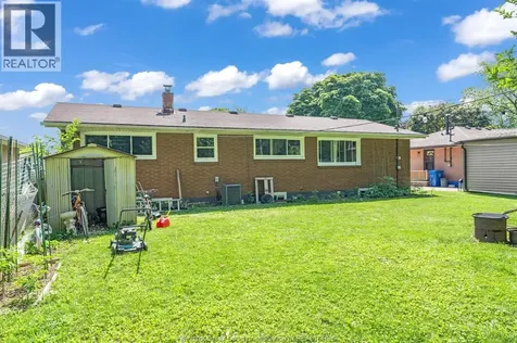 71 Danforth Avenue Leamington ON N8H 2P8