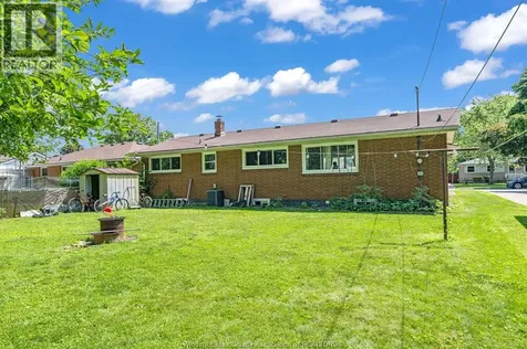 71 Danforth Avenue Leamington ON N8H 2P8
