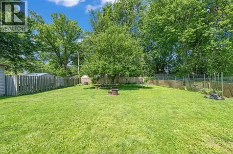 71 Danforth Avenue Leamington ON N8H 2P8