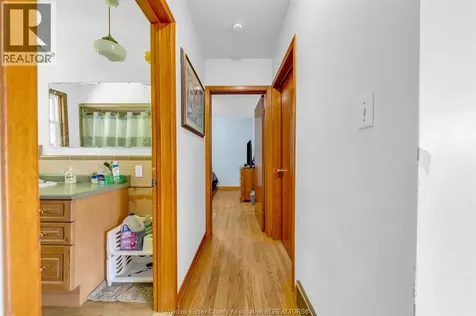 71 Danforth Avenue Leamington ON N8H 2P8
