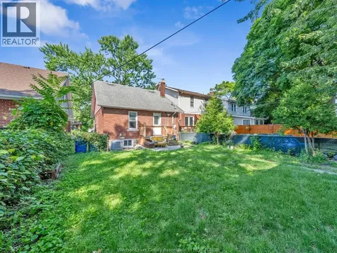 1316 Church Street Windsor ON N8X 1T8