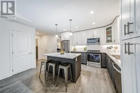 61 Ivy Crescent Wasaga Beach ON L9Z 0H8