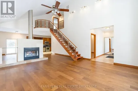 2384 Champlain Road Tiny ON L9M 0C9