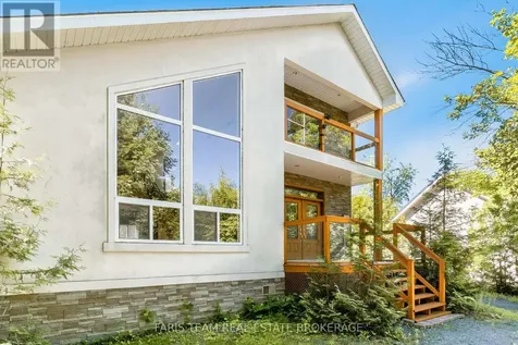 2384 Champlain Road Tiny ON L9M 0C9