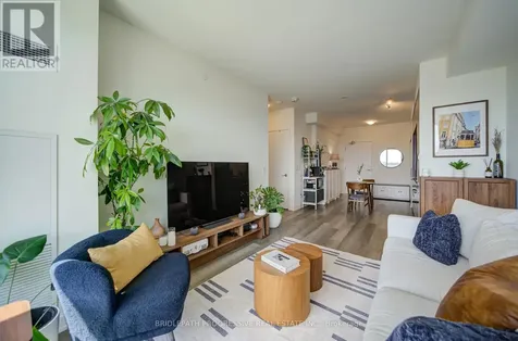 6 David Eyer Road Richmond Hill ON L4S 0N5