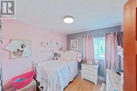 54 Lefebvre Avenue Cornwall ON K6H 5G4