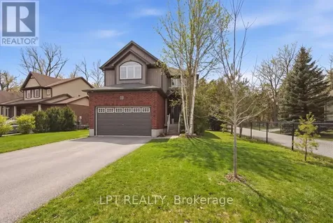 62 Williams Street Collingwood ON L9Y 0C4