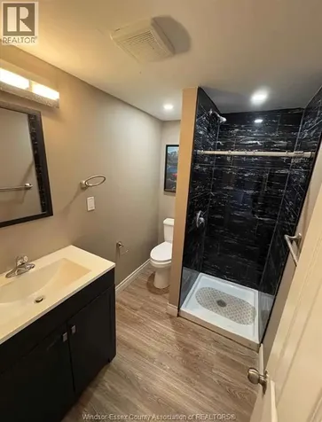 1175 Wyandotte Street East Windsor ON N9A 3K4