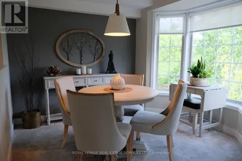 216C Plains Road West Road West Burlington (bayview) ON L7T 4L1