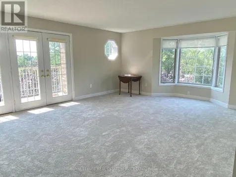 216C Plains Road West Road West Burlington (bayview) ON L7T 4L1
