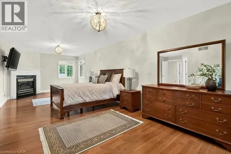 3 Lovers Lane Ancaster ON L9G 1G4