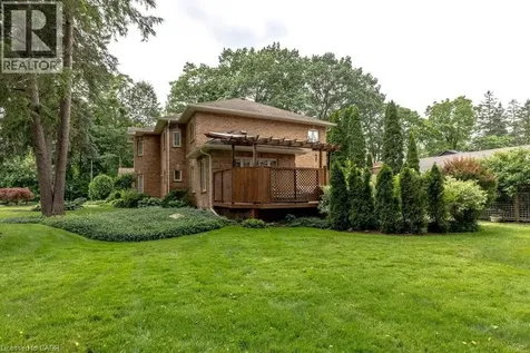 3 Lovers Lane Ancaster ON L9G 1G4