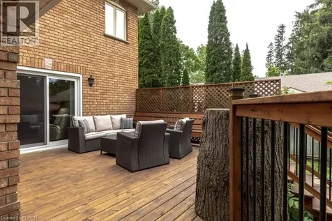 3 Lovers Lane Ancaster ON L9G 1G4