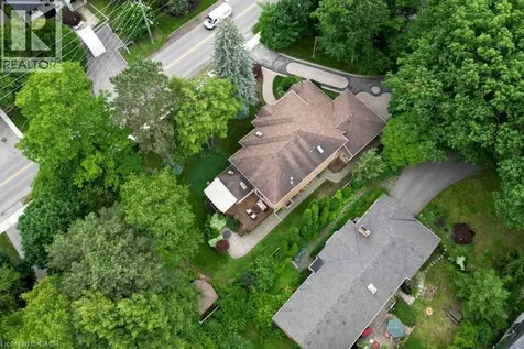 3 Lovers Lane Ancaster ON L9G 1G4