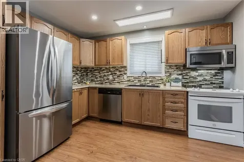 23 Annapolis Way Hamilton ON L8W 3L1