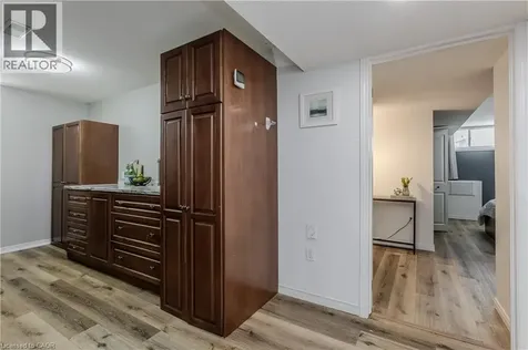 23 Annapolis Way Hamilton ON L8W 3L1
