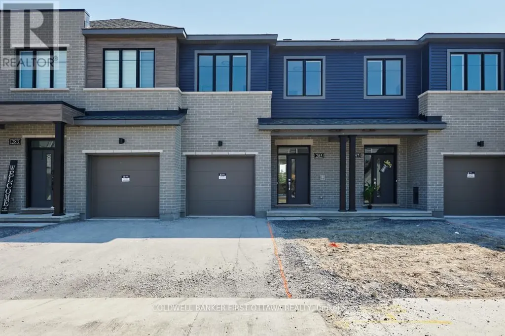 285 Bankside Way North Ottawa ON K2J 7M8