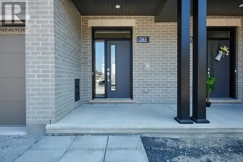 285 Bankside Way North Ottawa ON K2J 7M8