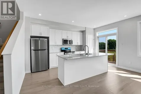 285 Bankside Way North Ottawa ON K2J 7M8