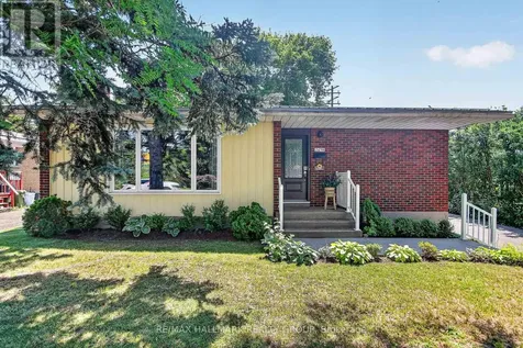 2670 Iris Street Ottawa ON K2C 1E5
