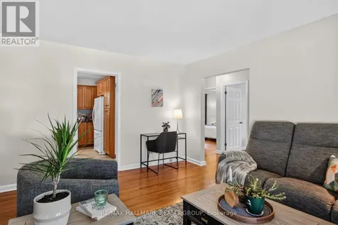 2670 Iris Street Ottawa ON K2C 1E5