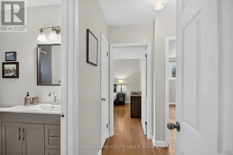 2670 Iris Street Ottawa ON K2C 1E5