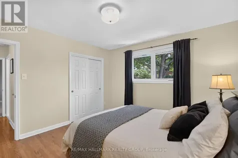 2670 Iris Street Ottawa ON K2C 1E5