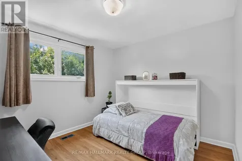 2670 Iris Street Ottawa ON K2C 1E5