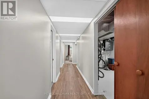 2670 Iris Street Ottawa ON K2C 1E5