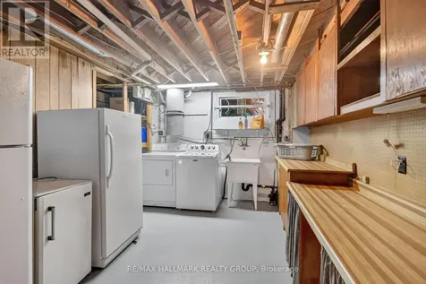 2670 Iris Street Ottawa ON K2C 1E5