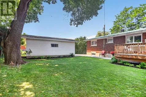 2670 Iris Street Ottawa ON K2C 1E5