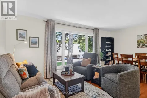 2670 Iris Street Ottawa ON K2C 1E5