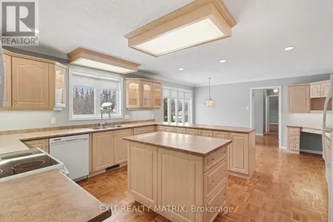 8329 Rodney Farm Drive Ottawa ON K0A 2P0