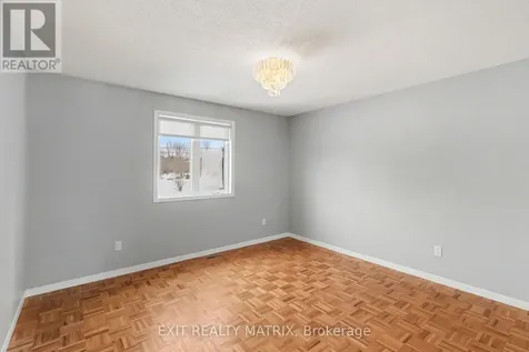 8329 Rodney Farm Drive Ottawa ON K0A 2P0