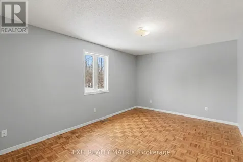 8329 Rodney Farm Drive Ottawa ON K0A 2P0