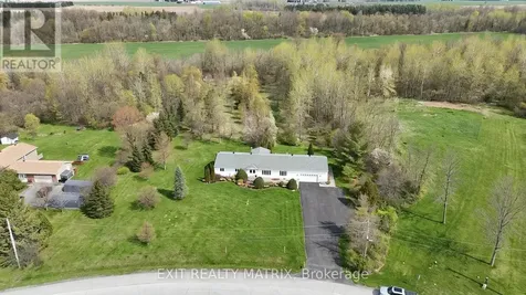 8329 Rodney Farm Drive Ottawa ON K0A 2P0