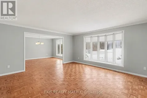 8329 Rodney Farm Drive Ottawa ON K0A 2P0