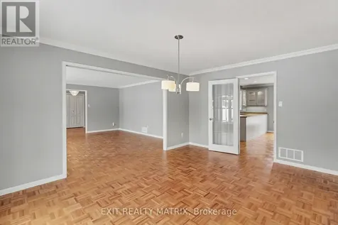 8329 Rodney Farm Drive Ottawa ON K0A 2P0
